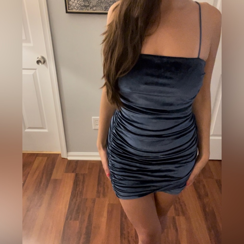NWOT Lucy in the Sky Dark Blue Velvet Mini Dress Size Large
